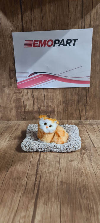 گربه تزئینی