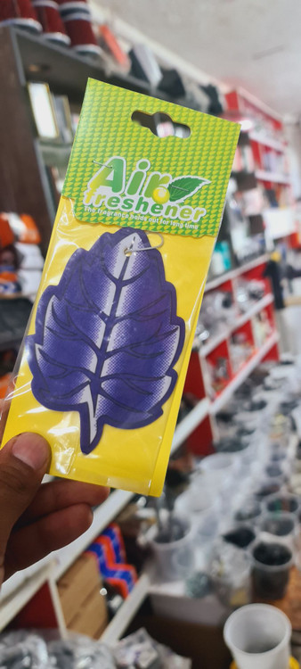 خوشبو کننده خودرو