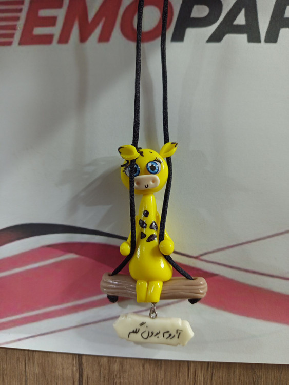 عروسک برای خودرو