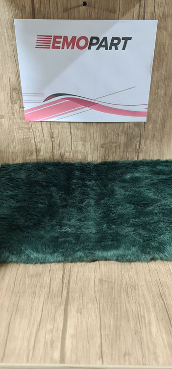 خز پشت شیشه خودرو