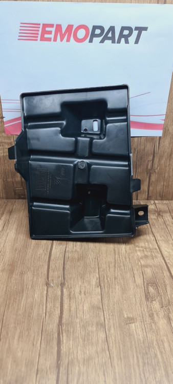 زیر باطری پراید