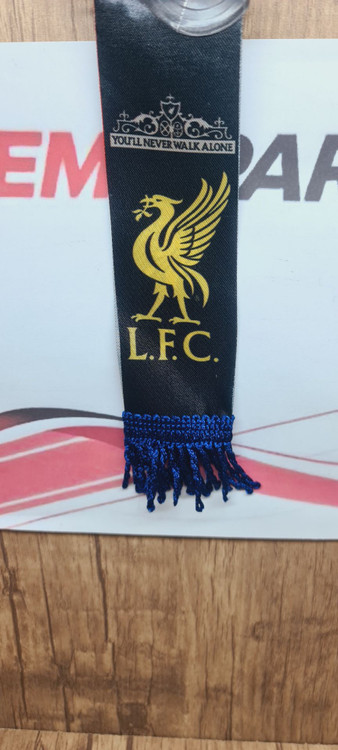 آویز پرچم خودرو