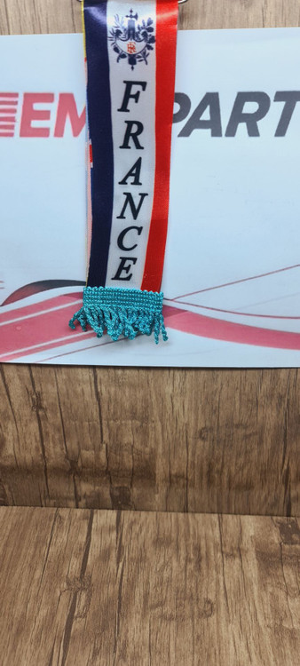 آویز پرچم خودرو