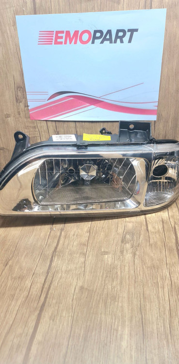 چراغ جلو پراید