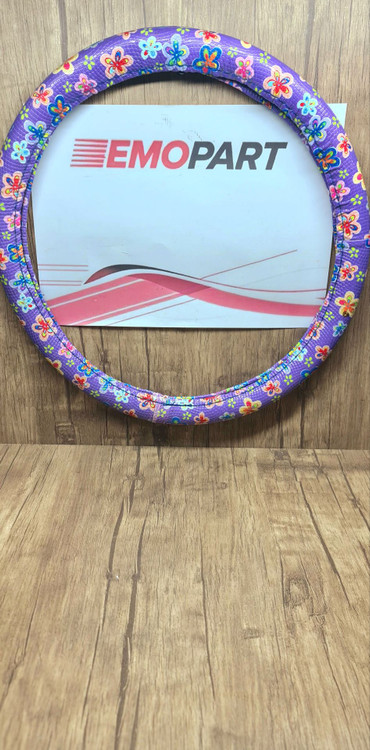 دور فرمان دخترانه خودرو