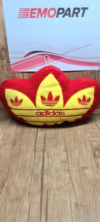 بالشت گردنی خودرو