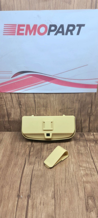 جا عینکی گیره ای خودرو