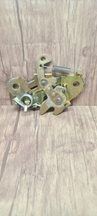 قفل درب موتور پژو