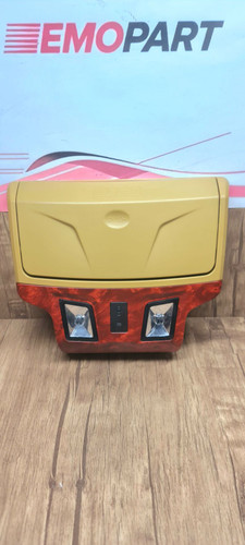 چراغ سقف پژویی مدل آزرا