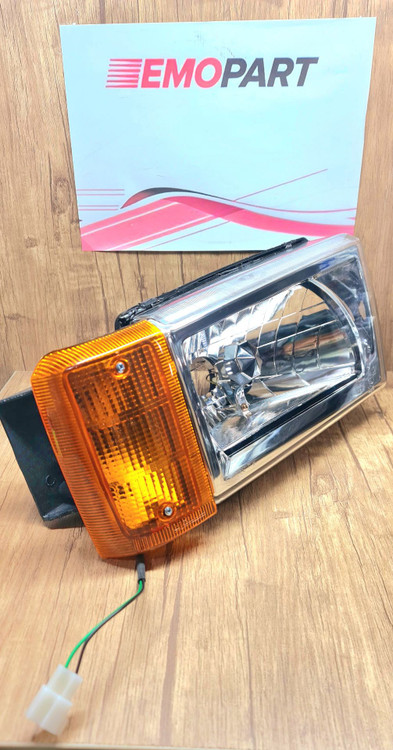 چراغ جلو پیکان یک تیکه