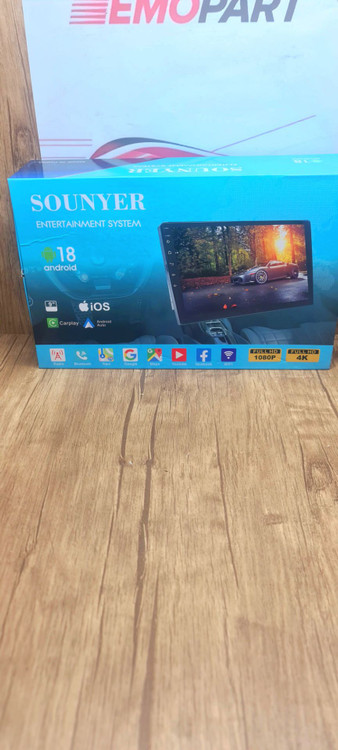 مانیتور لمسی خودرو